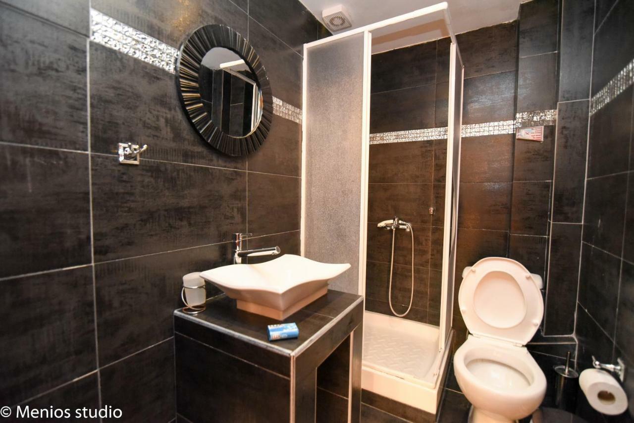 Menios Apartments And Studios Nea Kallikrateia Экстерьер фото