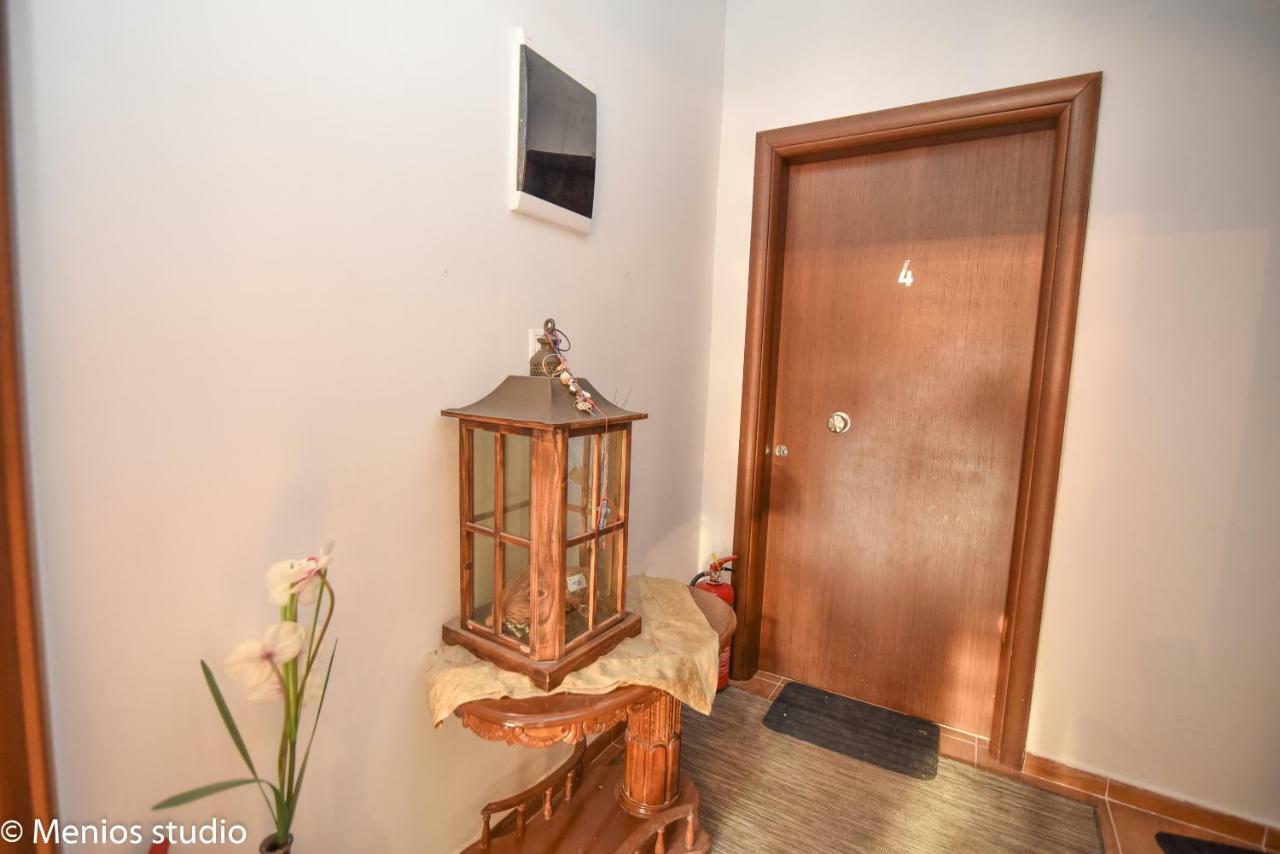 Menios Apartments And Studios Nea Kallikrateia Экстерьер фото