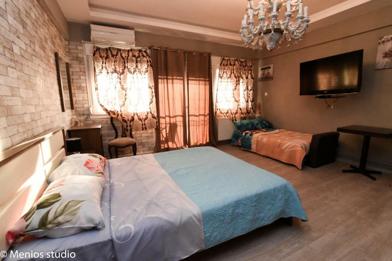 Menios Apartments And Studios Nea Kallikrateia Экстерьер фото